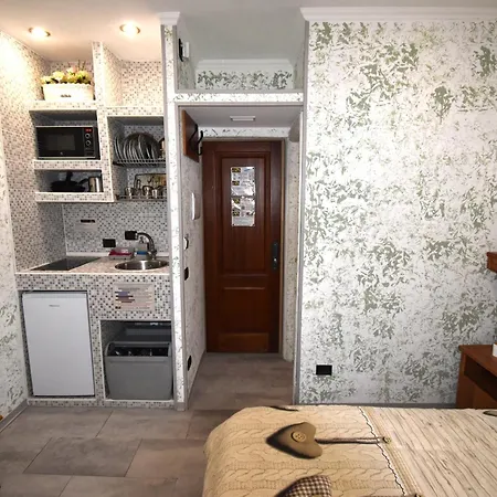Vichyenichy Guest house